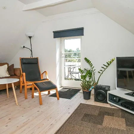6 Person Holiday In Knebel